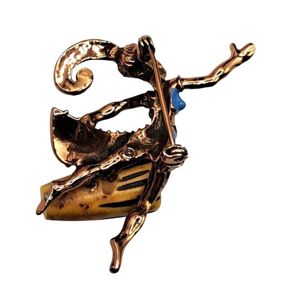 Vintage Dancing Drummer Brooch Untested Bakelite Figural Enamel Lady PIn Costume - Picture 6 of 12